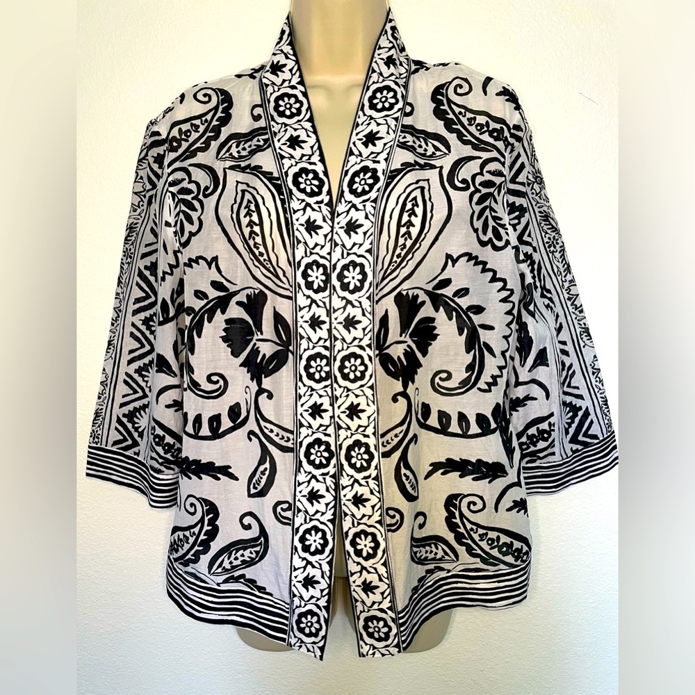 Chico's Black White Monochrome Silk Cotton Floral Open-front Kimono Jacket Cover